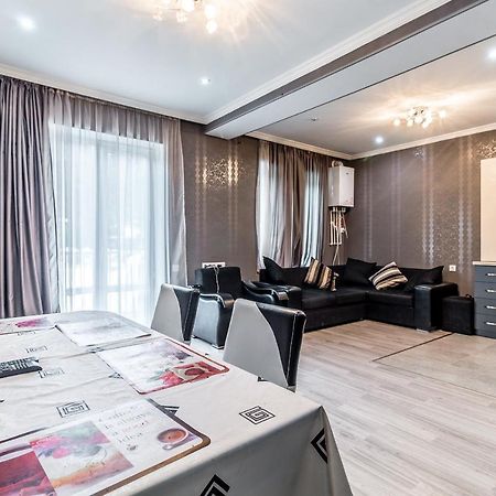 Borjomi Cozy Home Ngoại thất bức ảnh